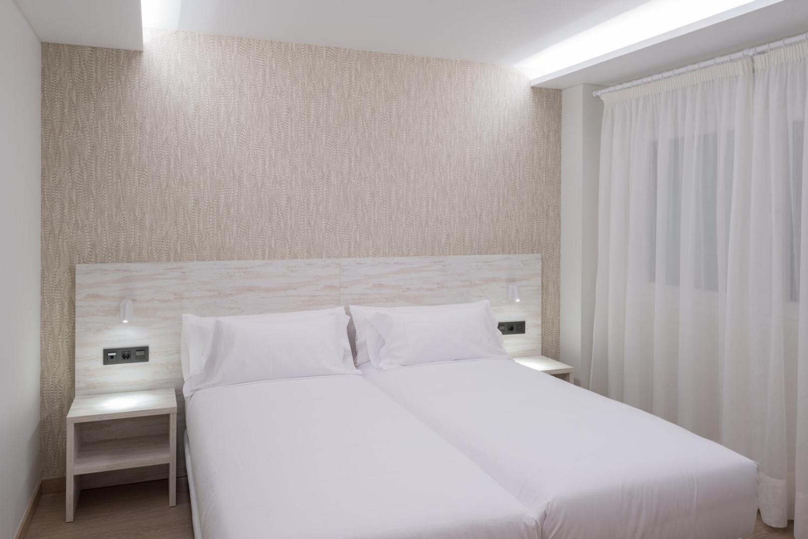 Hotel Spa Meiga Do Mar Caldebarcos ภายนอก รูปภาพ