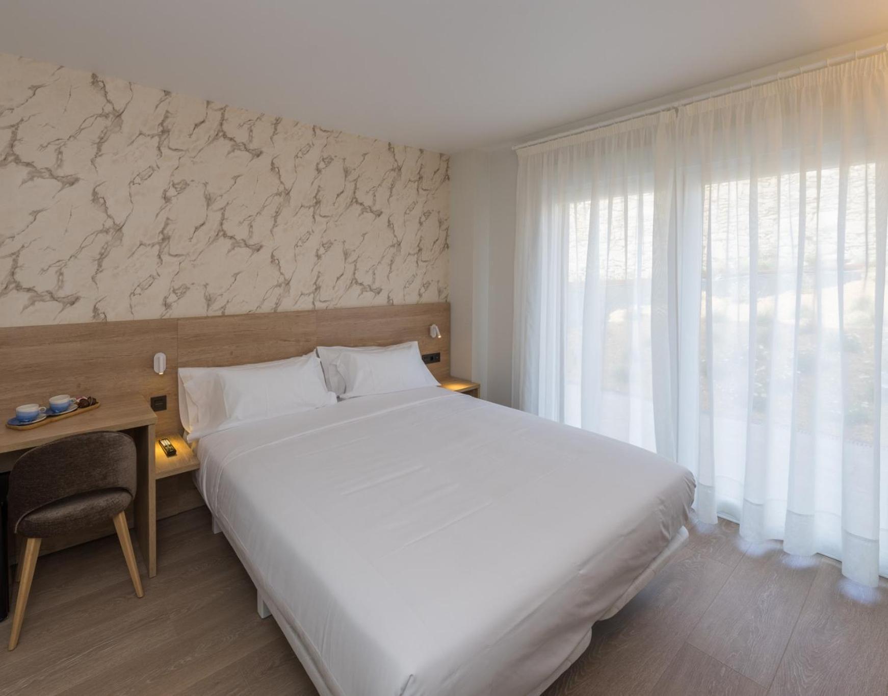 Hotel Spa Meiga Do Mar Caldebarcos ภายนอก รูปภาพ