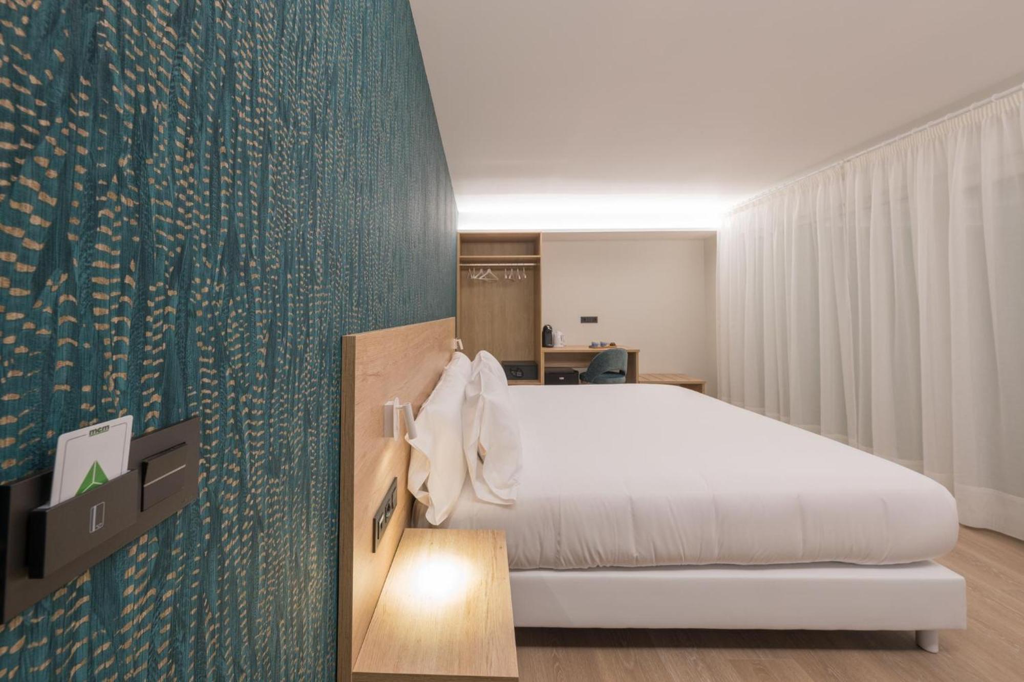 Hotel Spa Meiga Do Mar Caldebarcos ภายนอก รูปภาพ