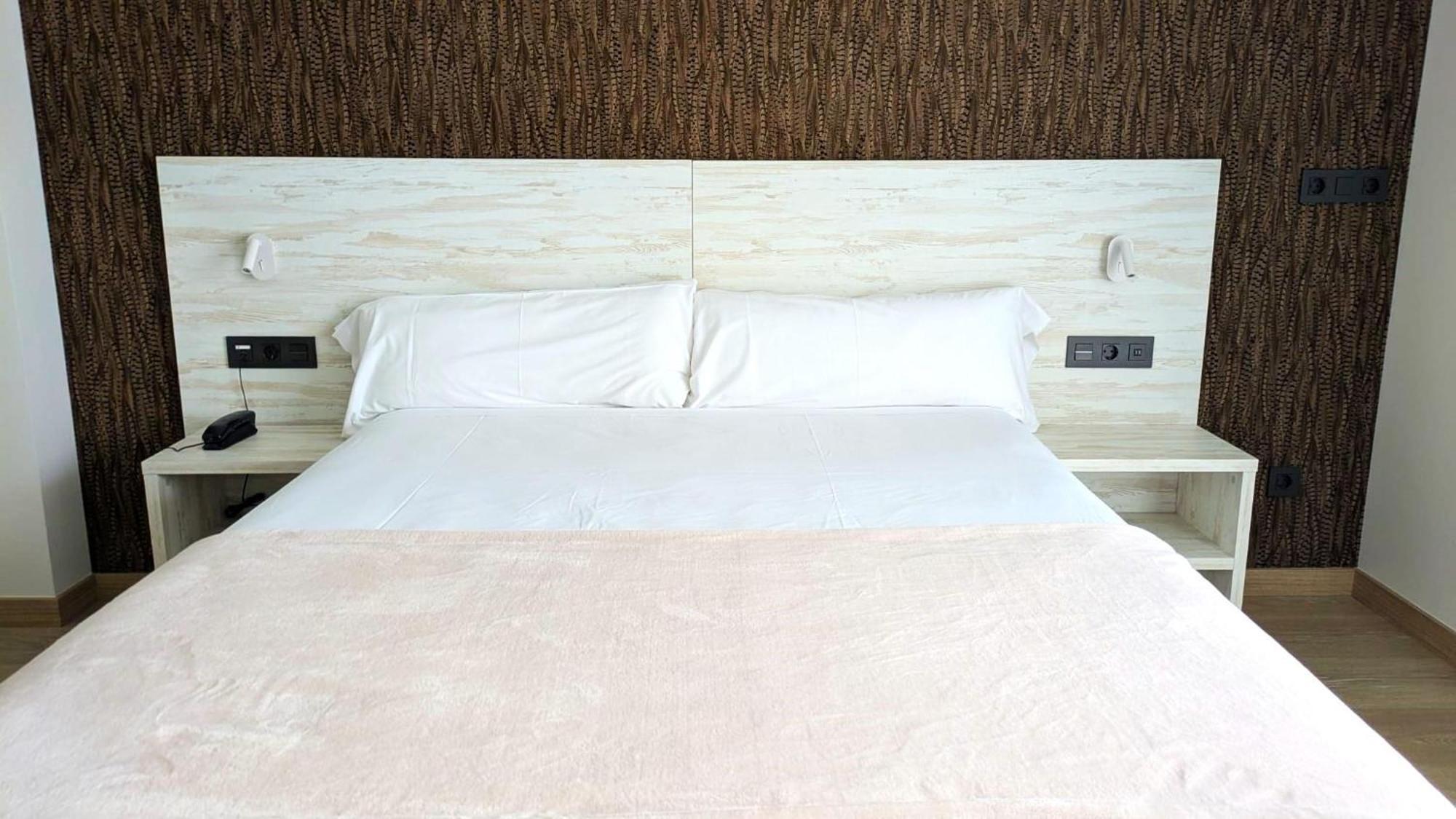 Hotel Spa Meiga Do Mar Caldebarcos ภายนอก รูปภาพ