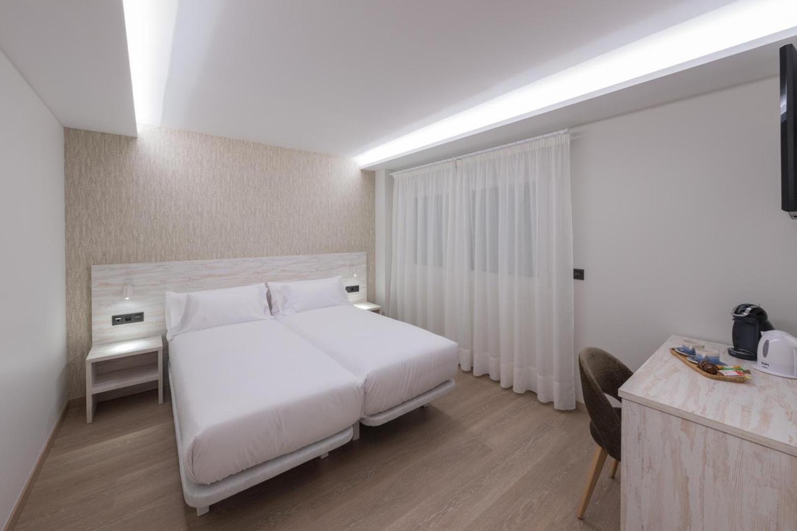 Hotel Spa Meiga Do Mar Caldebarcos ภายนอก รูปภาพ